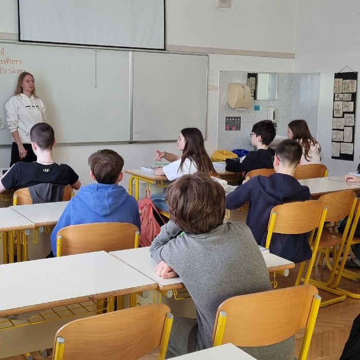 Projekt Učenec poučuje – povezava z Gimnazijo Ledina