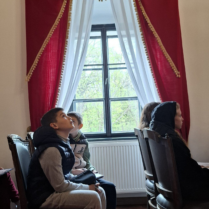 Od Bogenšperka do Vač: raziskovalni dan petošolcev