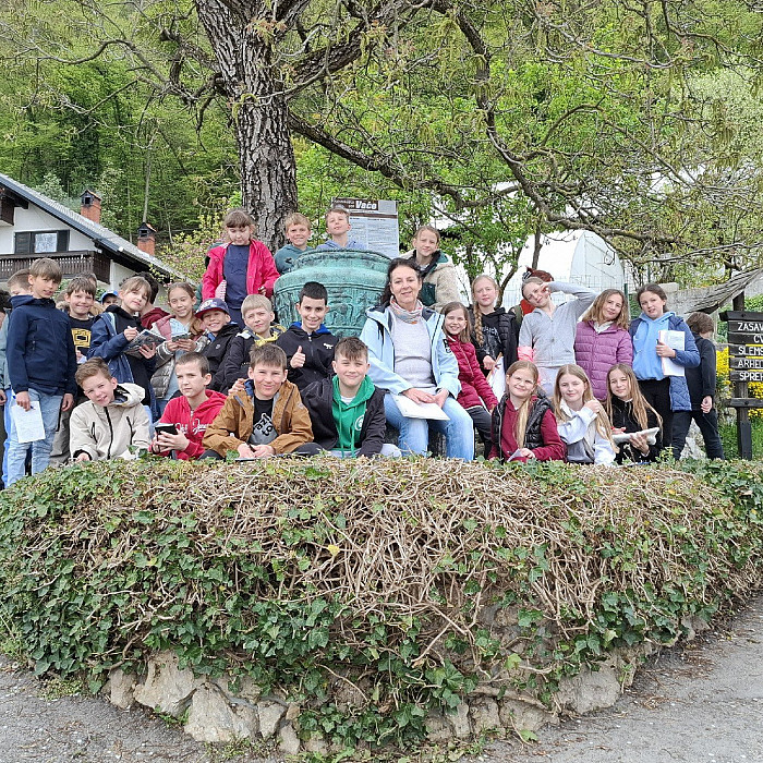 Od Bogenšperka do Vač: raziskovalni dan petošolcev