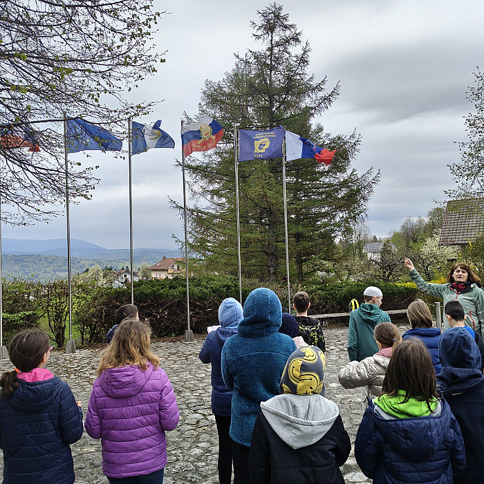 Od Bogenšperka do Vač: raziskovalni dan petošolcev