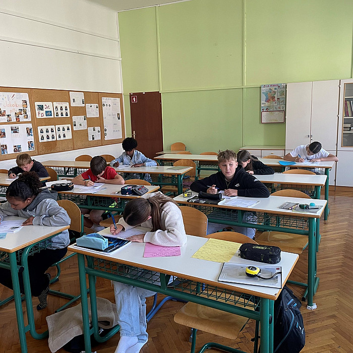 Matematično raziskovanje – tehtanje in merjenje v 6. razredu